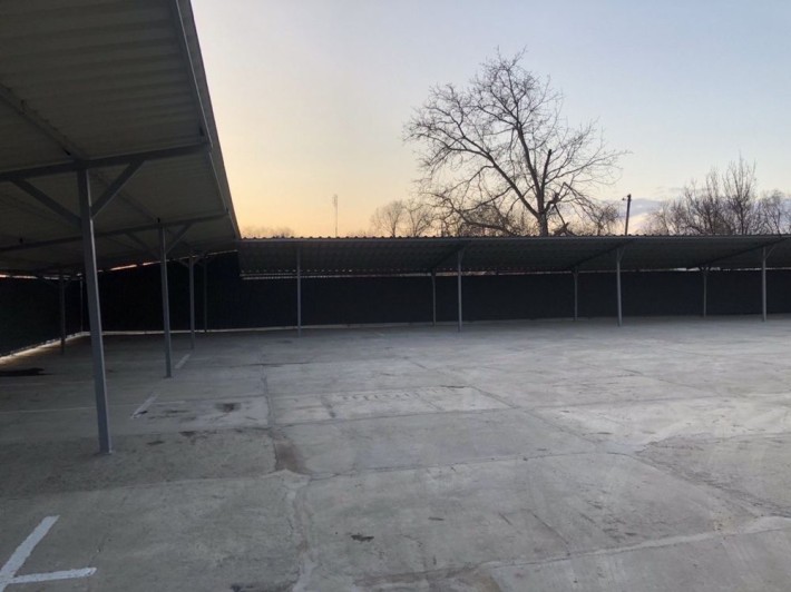 Парковка - фото 1