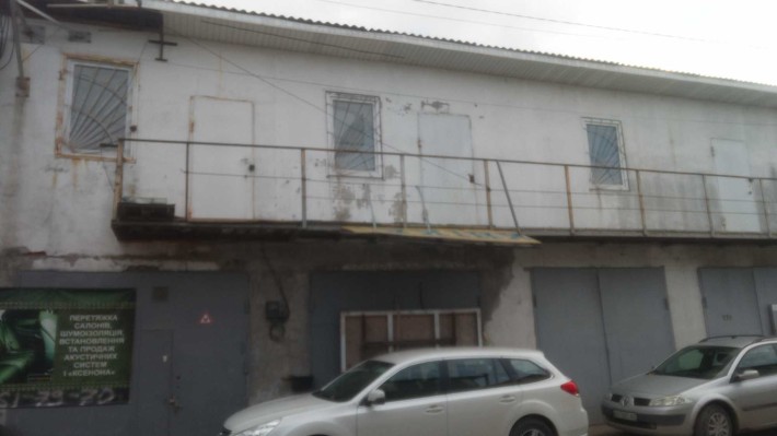 Подвійний двоповерховий гараж м Бровари кооп Автомобіліст - фото 1