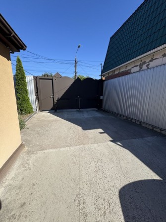 Паркомісця - фото 1