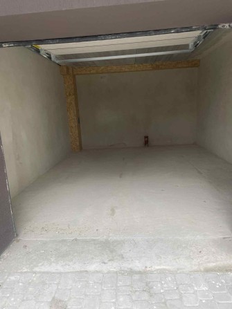 Великий Гараж 100євро височана 18 містечко центральне - фото 1