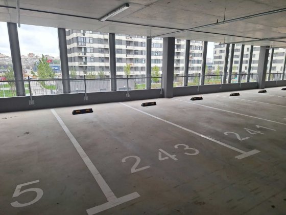 Здам в оренду паркомісце Паркінг Змієнка 32 ЖК Варшавський 3, Варш + Киев