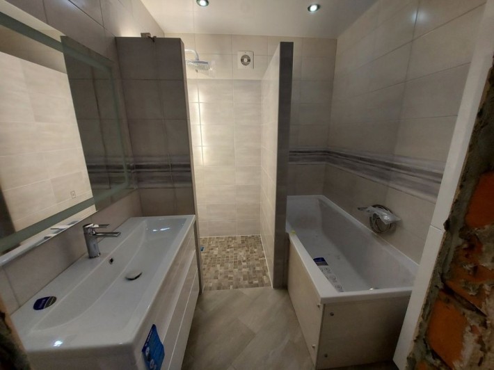 3-кім. квартиру в новострої Еспланада та 2 підвала ( можно окремо) - фото 1