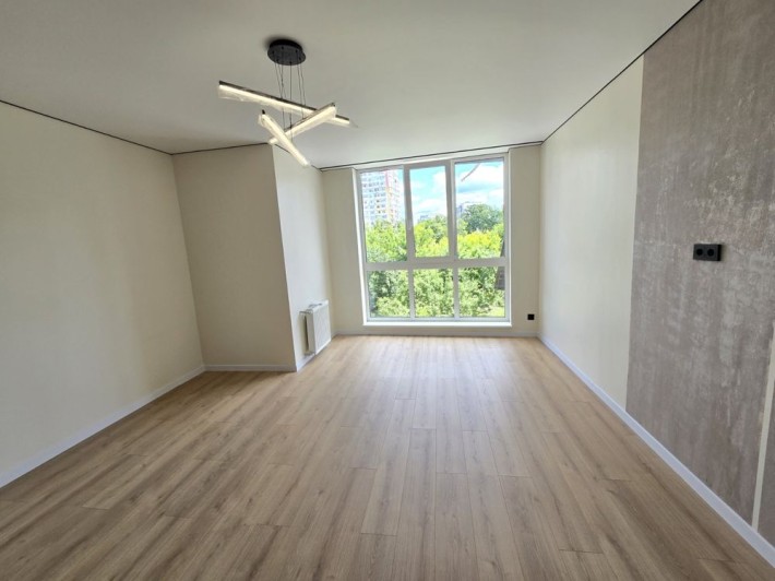 Євро 2-к з новим ремонтом в заселеному будинку! Газове опаленння - фото 1