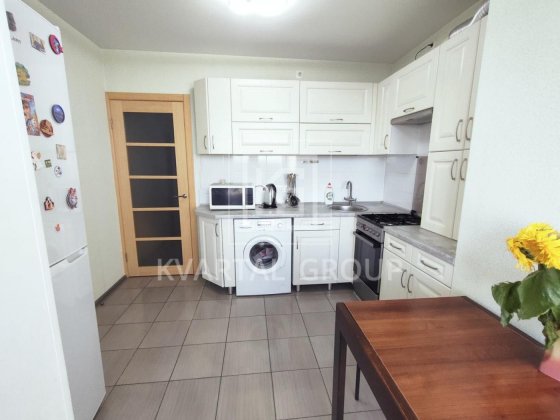 Продам квартиру 41 м² з балконом і лоджією в Ірпені Ирпень