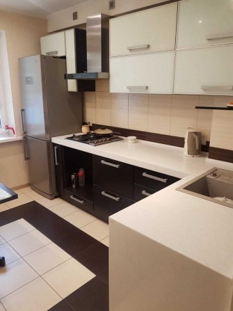 Продаж 3-кімнатної квартири вул. Збройних Сил України - фото 1