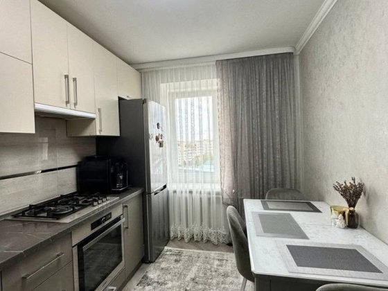 ПРОДАЖ 2-кімнатної квартири в самому центрі пр. Соборності Луцьк