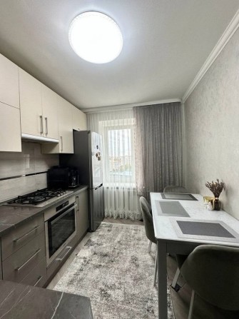 ПРОДАЖ 2-кімнатної квартири в самому центрі пр. Соборності - фото 1