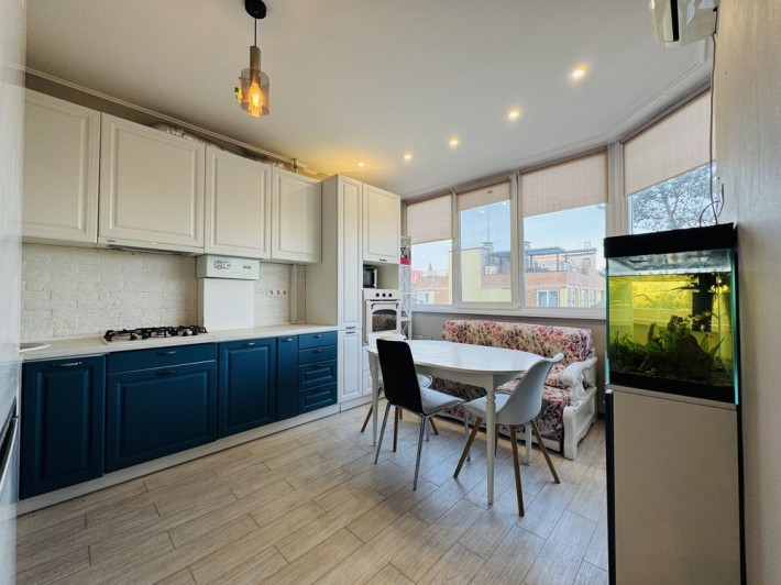 БЕЗ КОМІСІЇ, 2к квартира з РЕМОНТОМ, Центральний парк, Сертифікат ТАК - фото 1