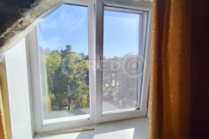 Продаж 2кімнатної "сталінки" проспект Південний,16. - фото 1