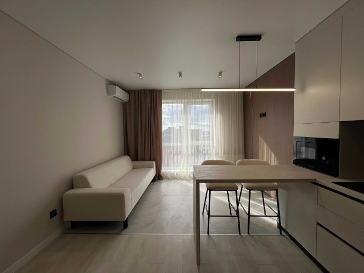 1 кімнатна квартира з неймовірним ремонтом - фото 1