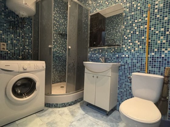 1кімнатна квартира 45м2 в центрі міста. Все залишається Ірпінь