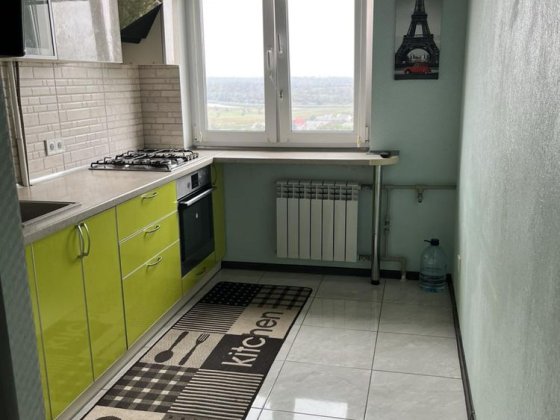 Продажа 2-х комнатной квартиры по улице Чарівна (Косыгина), р-н 8-й ГБ Кривий Ріг