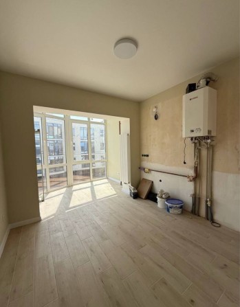 Квартира з ремонтом в Ірпені мінімальне оформлення - фото 1