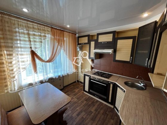 Продаж трикімнатної  квартири, 129 квартал Кривой Рог