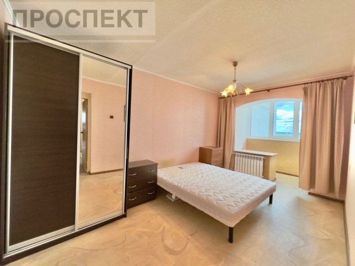 Продам 4-кімн квартиру вул. Заливна ( ресторан "Здибанка" ) - фото 1