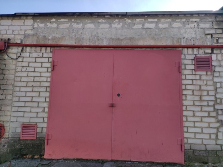 Сдам гараж в кооперативе Лада - фото 1