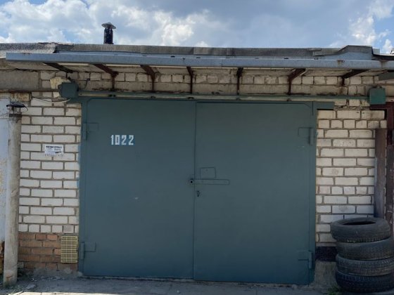 Продам гараж в Лоцманском кооперативе Днепр