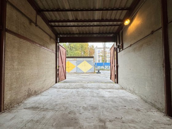 Гараж Шевченківський Жилянська 99 Повітрянофлотський Киев