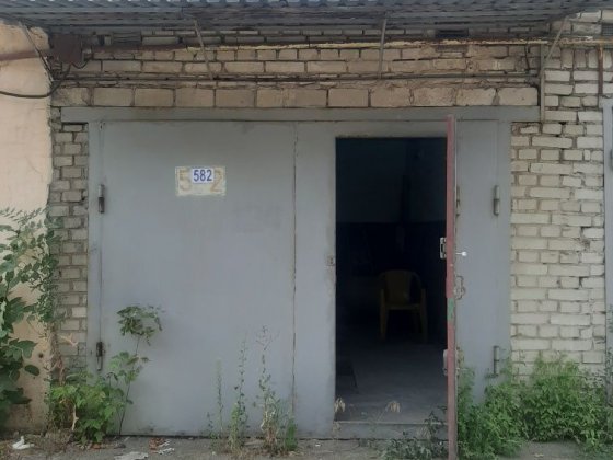 Оренда гаража по вул. Єрошенка Львов