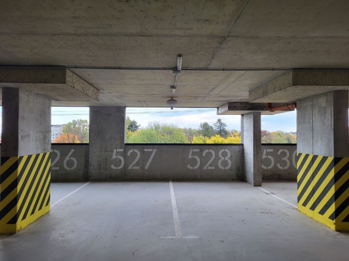 Паркінг Parus City (Парус Сіті). Оренда парковки - фото 1