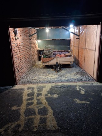 Сдам/продам гараж возле метро Студенческая. - фото 1