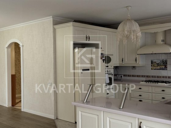 Продаж дворівневої квартири.Центральна частина міста. Ірпінь