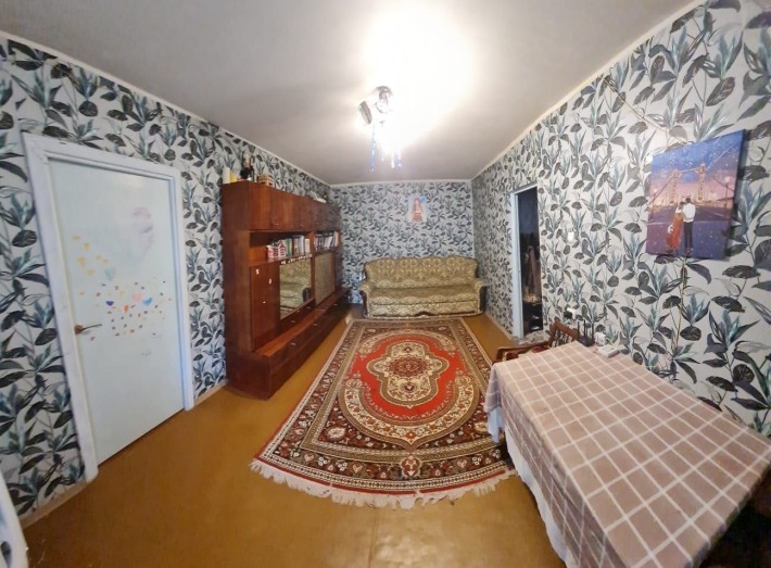 Продам 3х комнатную квартиру - фото 1