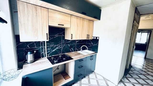 Продам трикімнатну квартиру 129 квартал. - фото 1