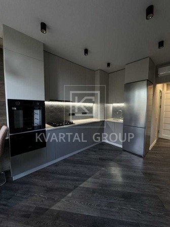 Продаж 2к квартири! МІНІМАЛЬНЕ ооформлення ! ДЕРЖПРОГРАМИ - ТАК ! - фото 1