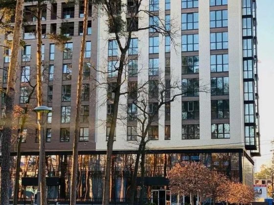 1к. квартира з терасою! в центрі міста навпроти парка Правика. Ірпінь