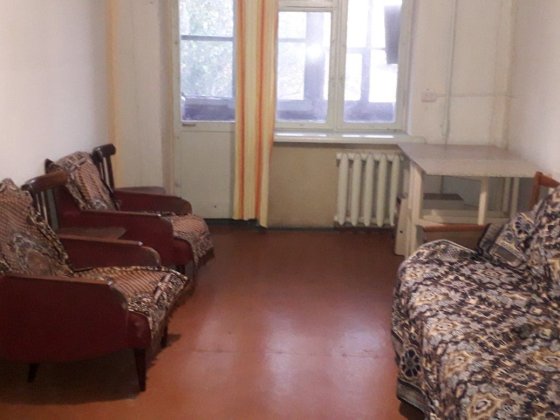 Продам 2-х кімн.квартиру,4 поверх,,,хрущевка,,зуп.УФІМСЬКА Кривой Рог