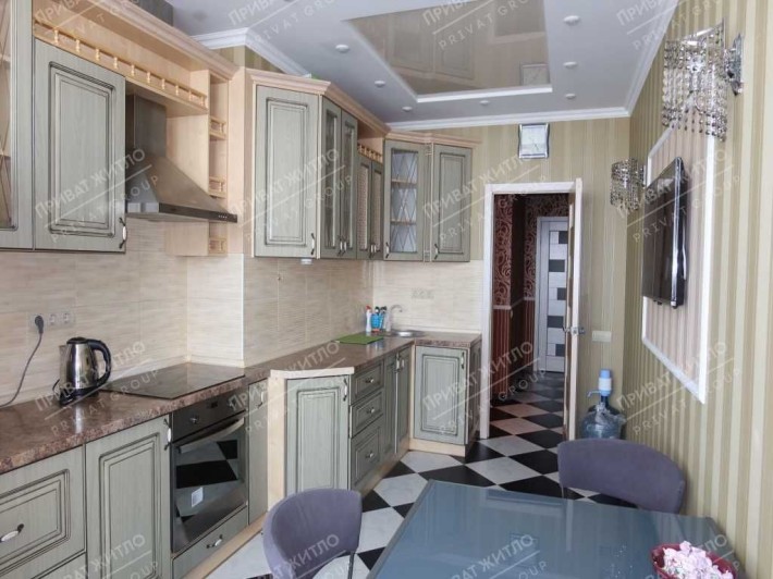 2x кімнатна квартира на Соборності - фото 1