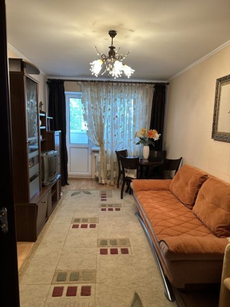 Продаж двокімнатної квартири в центрі міста - фото 1