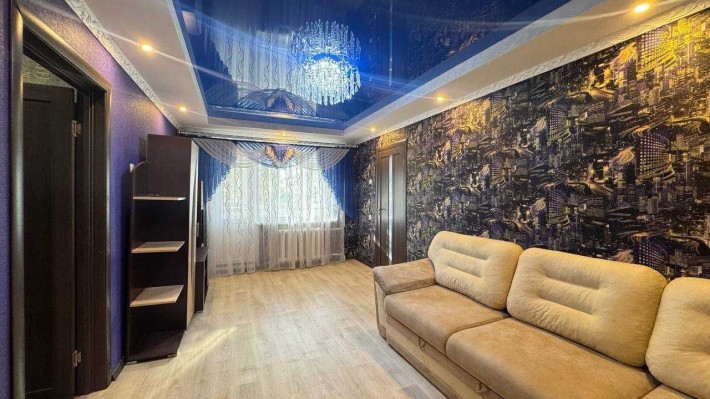 Продаж ЯСКРАВОЇ 3-кімн квартири на Зарічному - фото 1