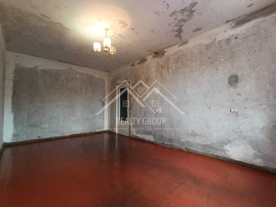 1к квартира на Сонячному під ремонт Кривой Рог