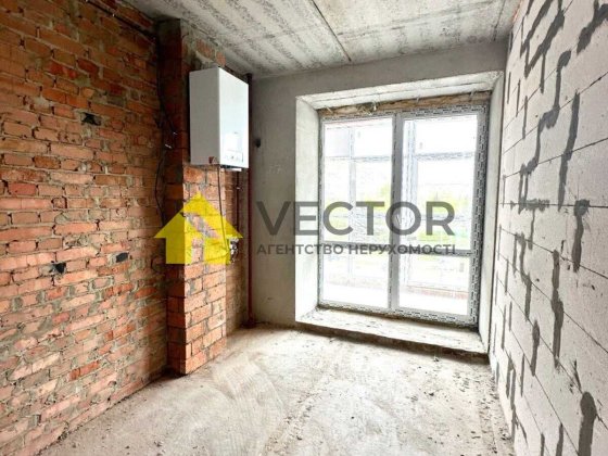 Двокімнатна 75м² квартира в зданому будинку на середньому поверсі Полтава