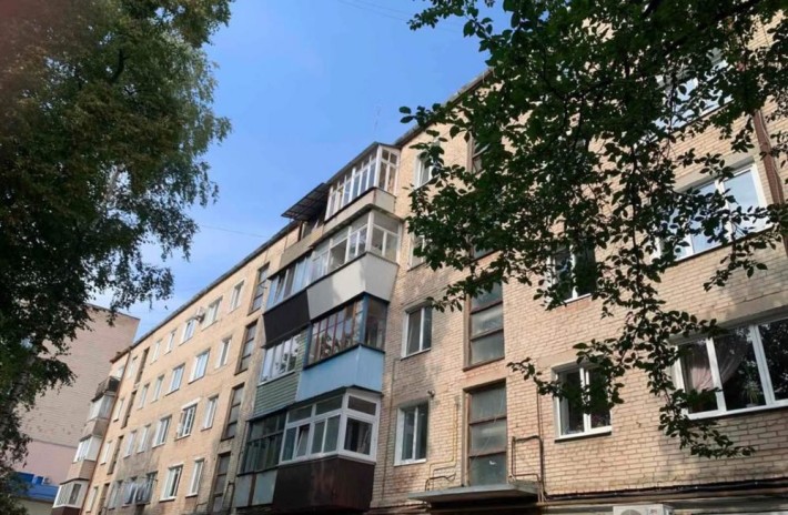 Продаю 2-кімнатну квартиру по вул. Кн. Романа - фото 1