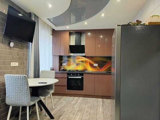 Продажа 3х ком.кв. эт-2/5 по Кулика ремонт,мебель,техника. Херсон