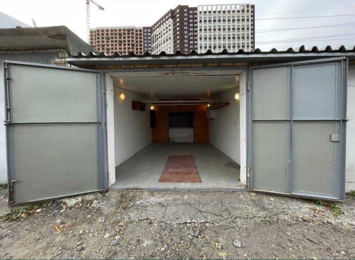 Гараж в ГК Перемога, ул. Полярная 10В. 40 м2 - фото 1