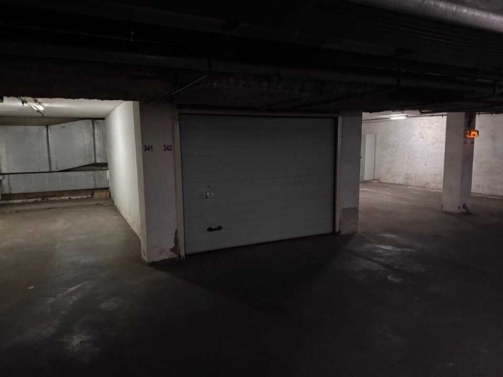 ОРЕНДА гараж у підземному паркінгу пр-т Володимира Івасюка - фото 1
