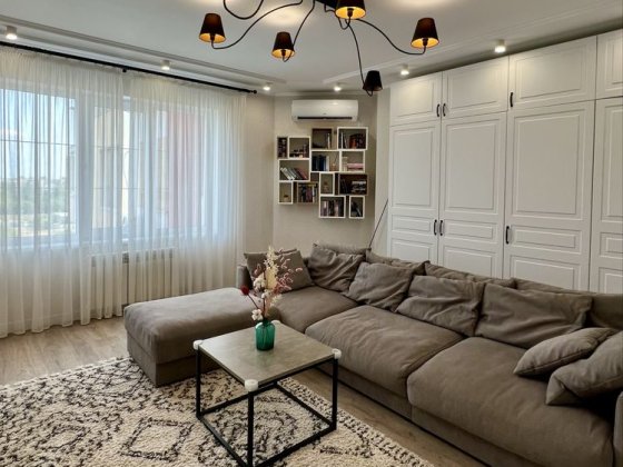 2-кімнатна у новобудові 70 м2 з елітним ремонтом та меблями. (4й Тавр) Херсон