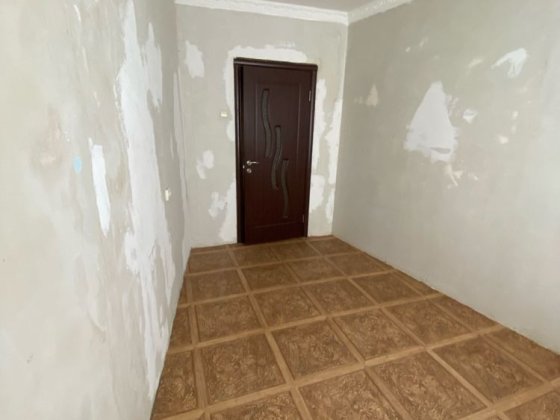 Продам 4-ком квартиру на Вечернем Бульваре . Кривий Ріг