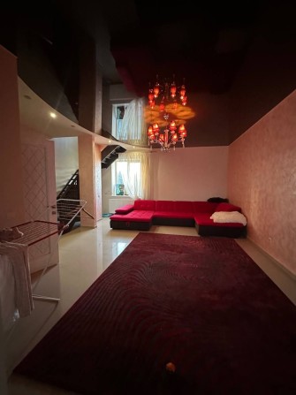 Продаж 3-кімнатної квартири по вул. Новий Світ ЦЕНТР - фото 1