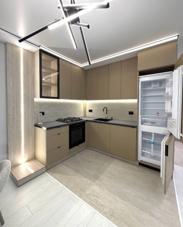 БЕЗ КОМІСІЇ АГЕНЦІЇ , 2 кім.+ кухня- вітальня - фото 1