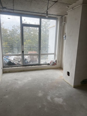 Однокімнатна квартира з балконом - фото 1