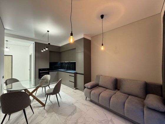 Стильна однокімнатна квартира в Центрі міста. Клима Савури, 17 Рівне