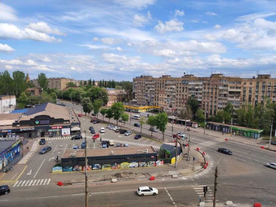 4- кімн пр. Миру, Центр. Зупинка Гараж, Варус. Документи готові. Кривой Рог