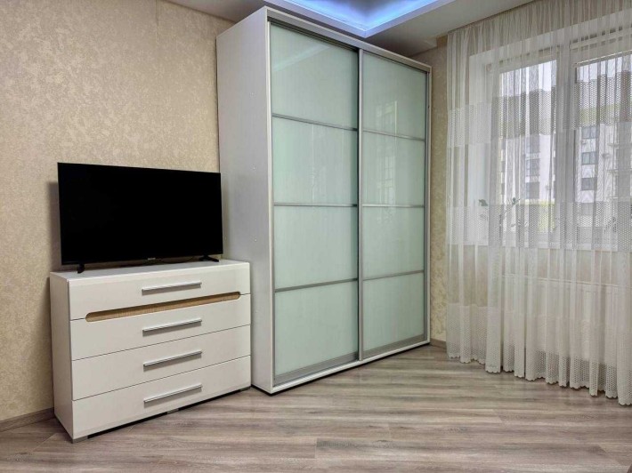 Продам однокімнатну квартиру на Щасливому - фото 1