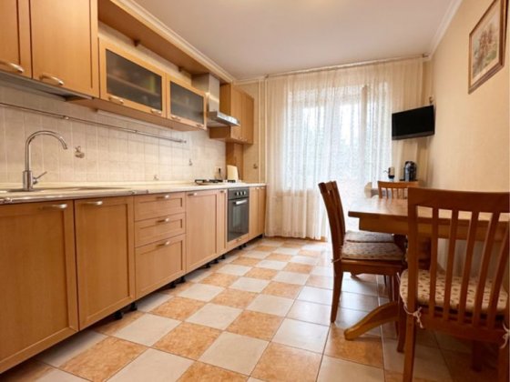 Продаж 3 кімн. квартири в Центрі Сумы