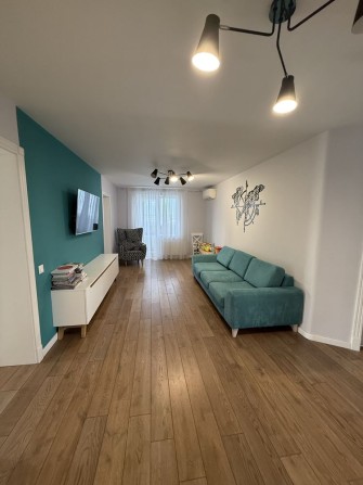 3к Квартира с ремонтом на пр. М. Лушпы - фото 1